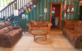 Candy Hostel Punta